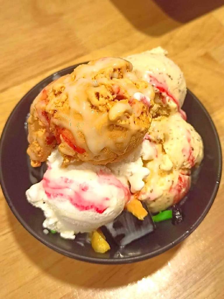 ภาพบรรยากาศเพื่อนกันชาบู 29 ภาพบรรยากาศเพื่อนกันชาบู 29